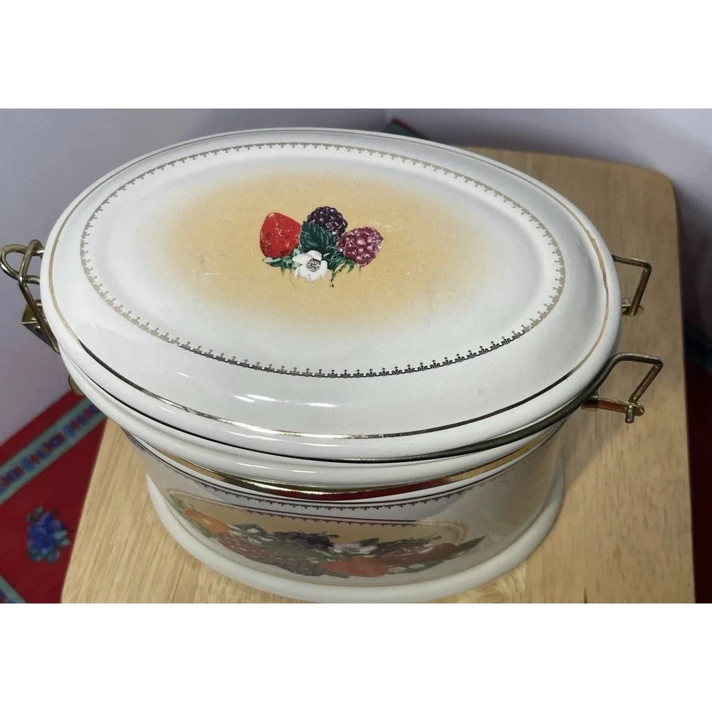🍇Vintage Knott's Berry Farm Foods‎ Ceramic Canister with Brass Style Hinged Lid